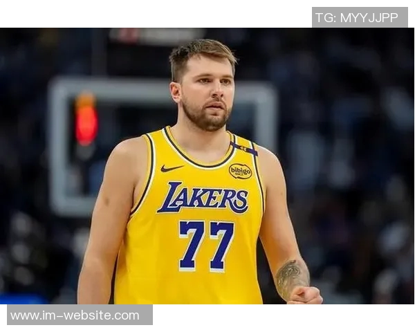 东契奇盛赞湖人潜力巨大里夫斯缺阵与勒布朗缺席影响球队表现 东契奇盛赞湖人潜力巨大里夫斯缺阵与勒布朗缺席影响球队表现