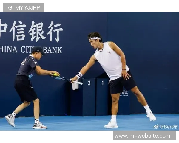 小桥谈三球和米勒上场时间受限积极性高昂不断鼓励队友表现 小桥谈三球和米勒上场时间受限积极性高昂不断鼓励队友表现