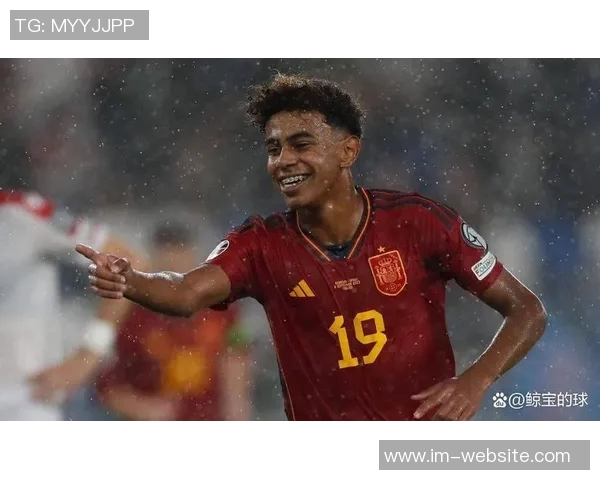 沙特主帅盛赞西班牙为世界最佳并称亚马尔姆巴佩登贝莱为当世前三球员 沙特主帅盛赞西班牙为世界最佳并称亚马尔姆巴佩登贝莱为当世前三球员