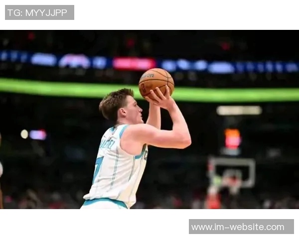 今年新秀防守表现亮眼克尼佩尔领衔投篮命中率榜哈珀弗拉格紧随其后