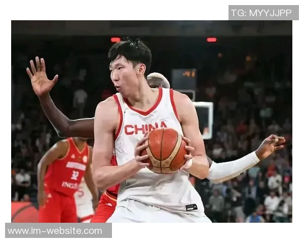 周琦因腰部反应强烈或将缺席对阵新疆的比赛